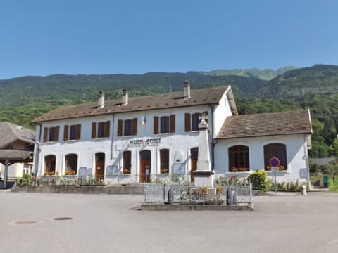 Maçon Notre-Dame-des-Millières